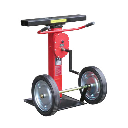 Pagamintos aliuminio puspriekabės, varžtų gervės Lenkijoje